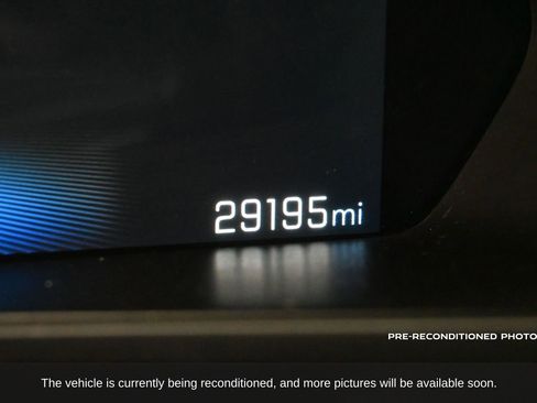 Used 2024 Chevrolet Colorado W/T w/ WT Convenience Package image 8