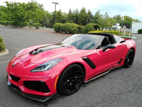 Certified 2019 Chevrolet Corvette ZR1 RWD image 9