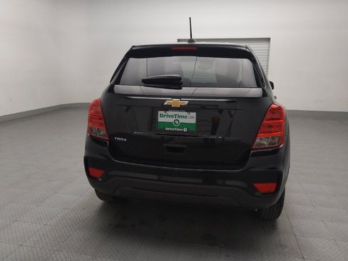 Used 2020 Chevrolet Trax LS w/ Tint and Cruise Package image 7