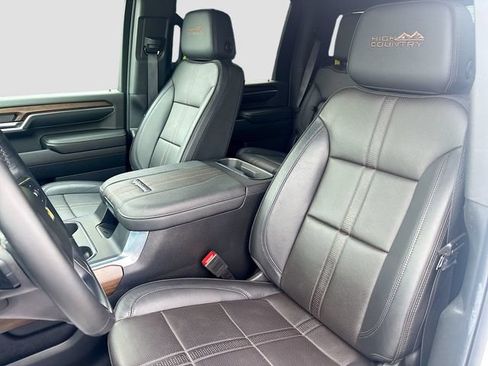Used 2024 Chevrolet Silverado 2500 High Country AWD/4WD image 22