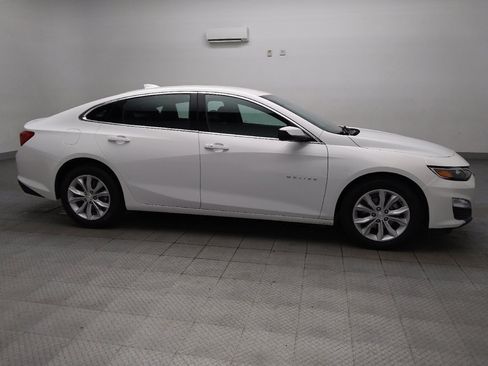 Used 2025 Chevrolet Malibu LT FWD image 11