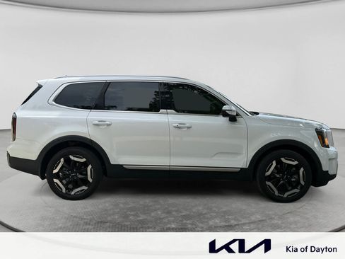 Used 2025 Kia Telluride EX FWD image 4