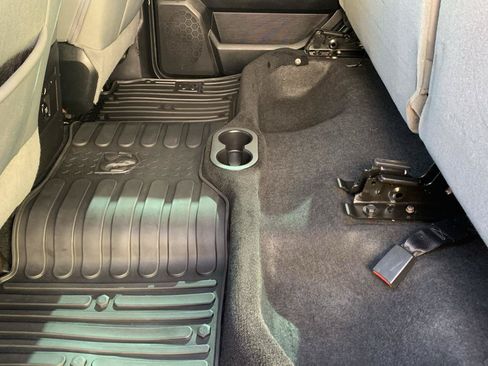 Used 2017 RAM 2500 SLT w/ Snow Chief Group AWD/4WD image 23