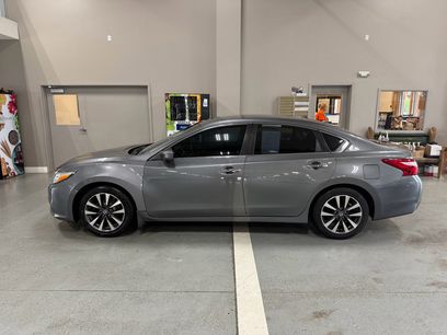 Used 2017 Nissan Altima 2.5 SV