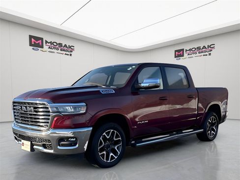 Used 2025 RAM 1500 Laramie image 3