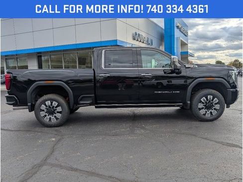 New 2026 GMC Sierra 3500 Denali w/ Denali Reserve Package image 9