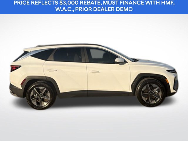 Used 2026 Hyundai Tucson SEL w/ Tow & Go Package FWD image 2