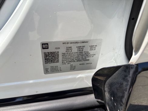 Used 2024 Buick Encore GX Sport Touring FWD image 26
