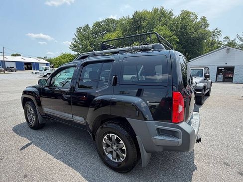 Used 2015 Nissan Xterra PRO-4X AWD/4WD image 4