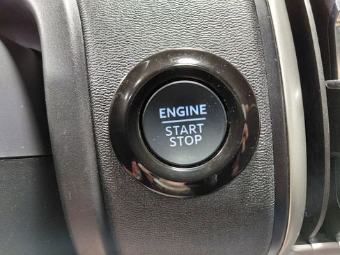 Certified 2025 Ford Expedition Active AWD/4WD image 34