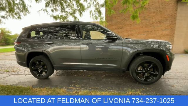 Used 2023 Jeep Grand Cherokee L Laredo AWD/4WD image 9