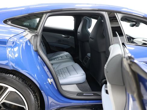 Used 2024 Audi e-tron GT Premium Plus w/ Performance Package image 61