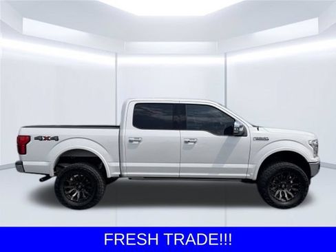 Used 2019 Ford F150 Lariat w/ Equipment Group 502A Luxury AWD/4WD image 8