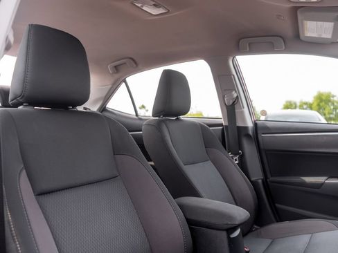 Used 2019 Toyota Corolla LE FWD image 12