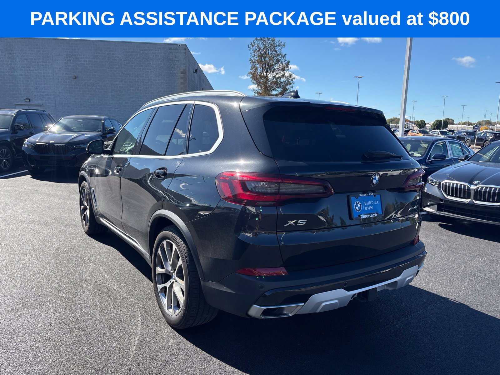 Used 2023 BMW X5 xDrive40i w/ Premium Package AWD/4WD image 4