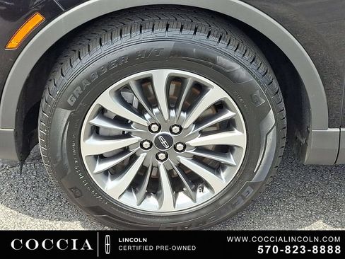 Certified 2023 Lincoln Nautilus AWD image 8