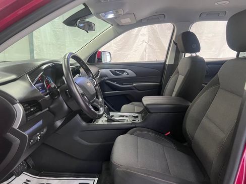 Used 2020 Chevrolet Traverse LT w/ Driver Confidence II Package image 36