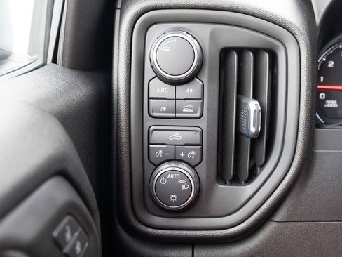 Used 2021 Chevrolet Silverado 1500 W/T w/ WT Fleet Convenience Package AWD/4WD image 8