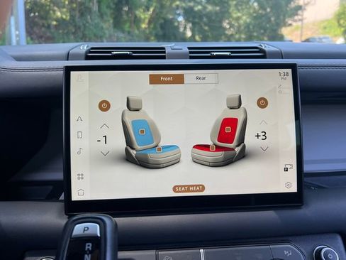 Used 2023 Land Rover Defender 130 First Edition image 27