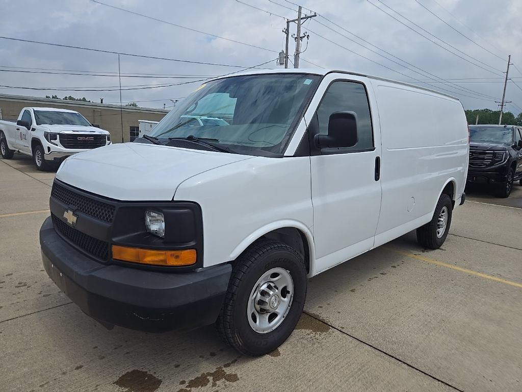 Used 2015 Chevrolet Express 2500 RWD image 5