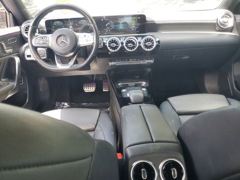 Used 2021 Mercedes-Benz A 220 image 10