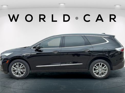 Used 2023 Buick Enclave Essence w/ Experience Buick Package FWD image 6