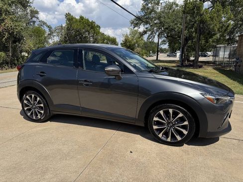 Used 2019 MAZDA CX-3 Touring w/ Touring I-ACTIVSENSE Package FWD image 6