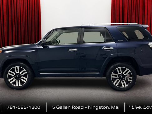 Certified 2022 Toyota 4Runner Limited AWD/4WD image 8