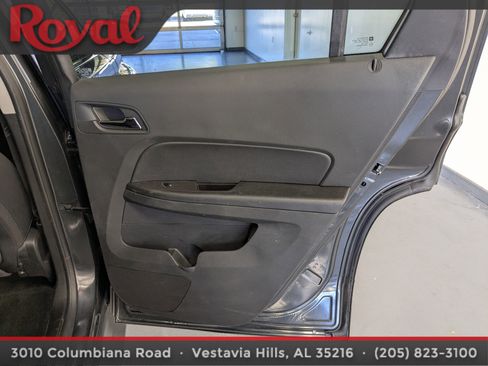 Used 2017 GMC Terrain SLE w/ Technology Package image 9