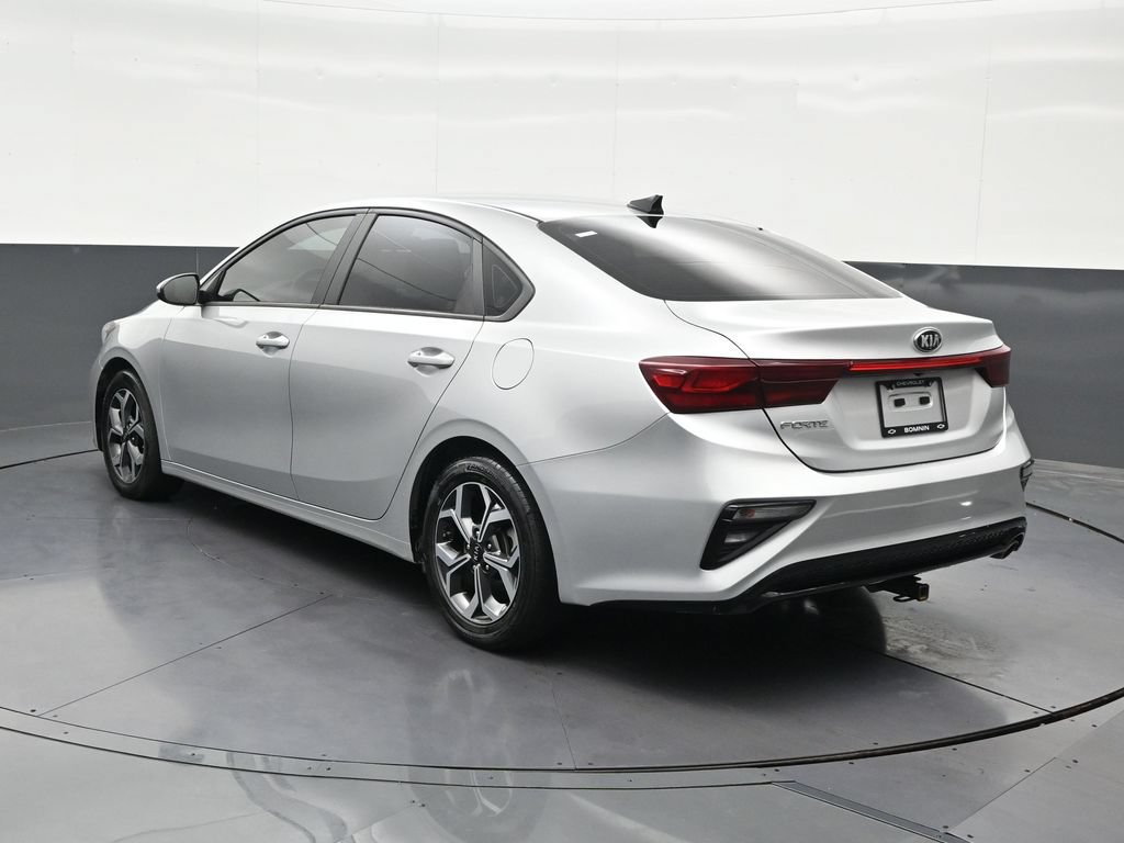 Used 2020 Kia Forte LXS FWD image 3