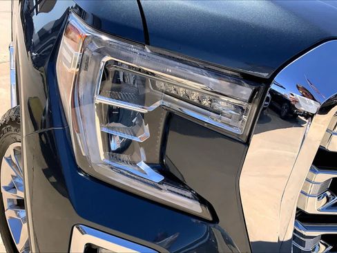 Used 2019 GMC Sierra 1500 SLT w/ SLT Premium Plus Package image 26