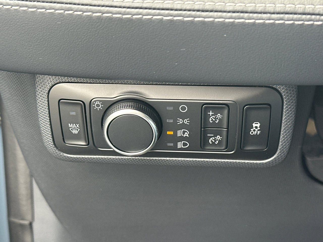Used 2024 Ford Mustang Mach-E Premium RWD image 36