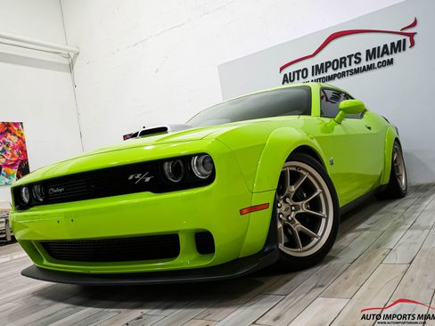 Used 2023 Dodge Challenger R/T Scat Pack image 2