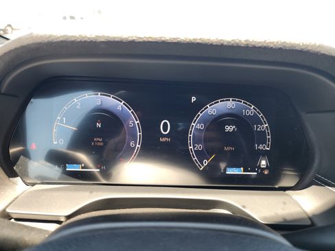 Used 2024 Jeep Grand Cherokee L Altitude AWD/4WD image 19