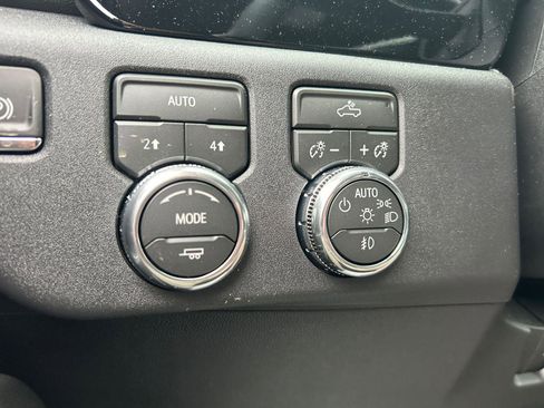 New 2026 GMC Sierra 1500 Elevation w/ LPO, GMC Protection Package AWD/4WD image 21