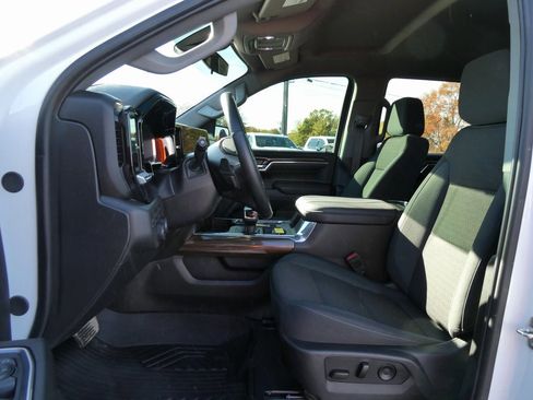 Certified 2024 Chevrolet Silverado 1500 LT Trail Boss w/ Dark Appearance Package image 20