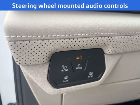 New 2026 Volkswagen Atlas SE FWD image 9