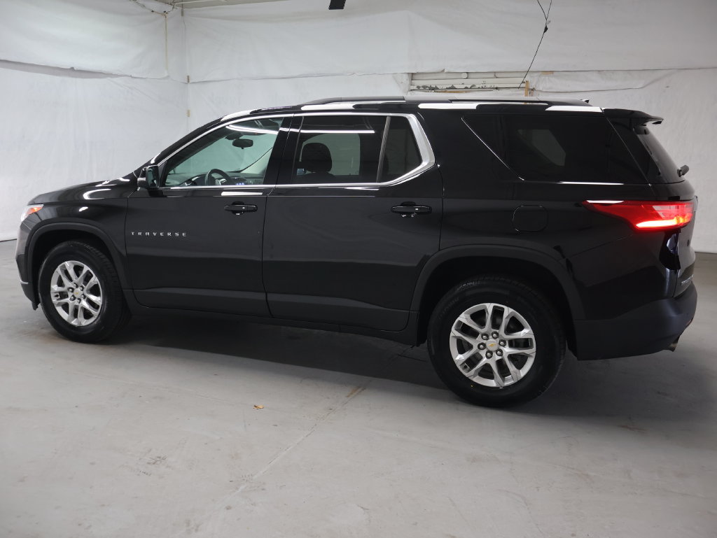 Used 2021 Chevrolet Traverse LT w/ LPO, Floor Liner Package AWD/4WD image 4