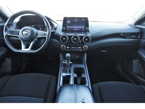 Used 2021 Nissan Sentra SV FWD image 12