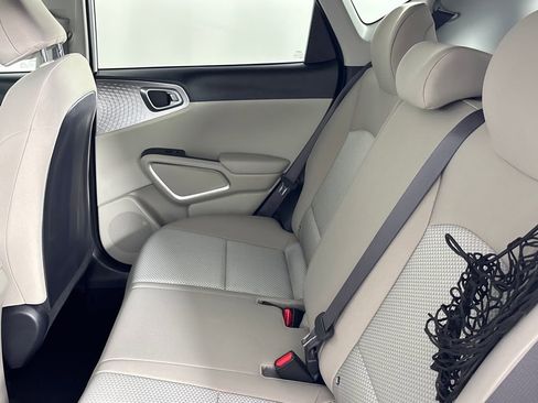 Used 2023 Kia Soul LX w/ Option Group 015 image 28