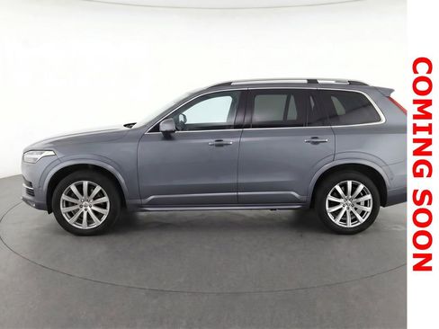 Used 2017 Volvo XC90 T6 Momentum w/ Vision Package AWD/4WD image 8