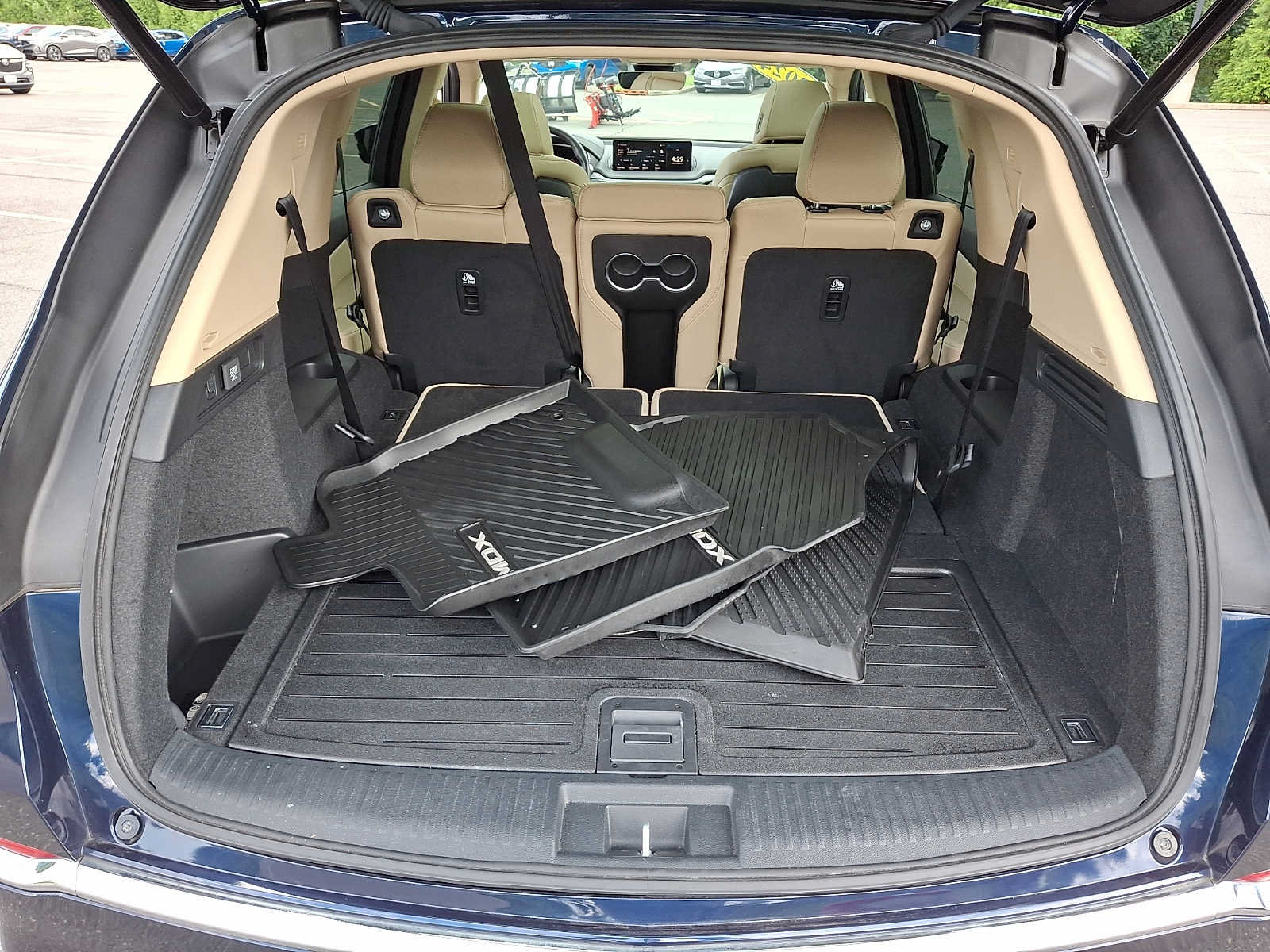 Certified 2024 Acura MDX SH-AWD image 28