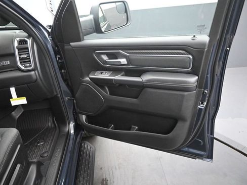 New 2026 RAM 1500 4x4 Crew Cab image 12