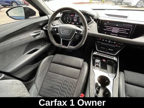 Used 2024 Audi RS e-tron GT w/ Carbon Performance Package AWD/4WD image 10