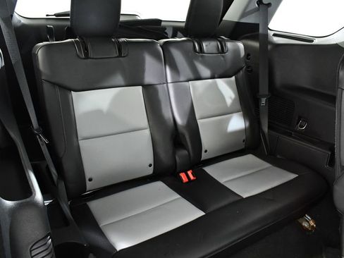 Used 2023 Ford Explorer XLT w/ Equipment Group 202A image 20