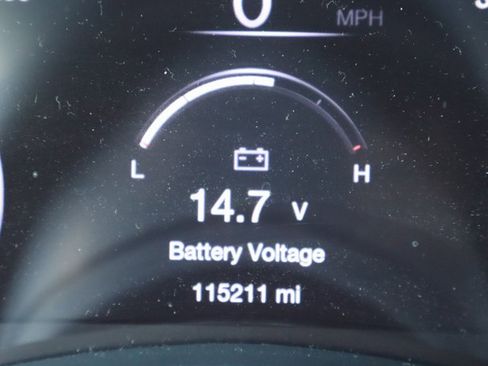 Used 2018 Jeep Grand Cherokee Altitude image 28