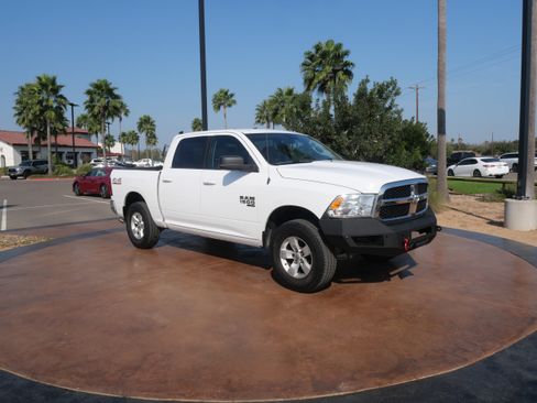 Used 2021 RAM 1500 Classic SLT image 1