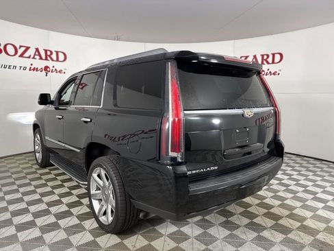 Used 2016 Cadillac Escalade Base image 6