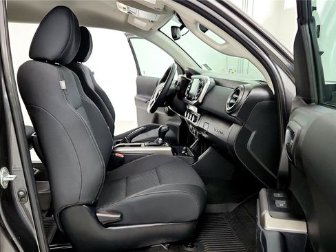 Used 2023 Toyota Tacoma 4x4 Double Cab w/ Trail Edition image 17