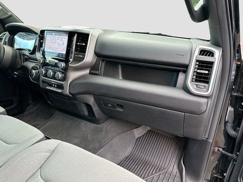 Used 2023 RAM 1500 Big Horn AWD/4WD image 30